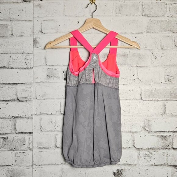 LULULEMON Women's Tank Top. - Picture 2 of 4
